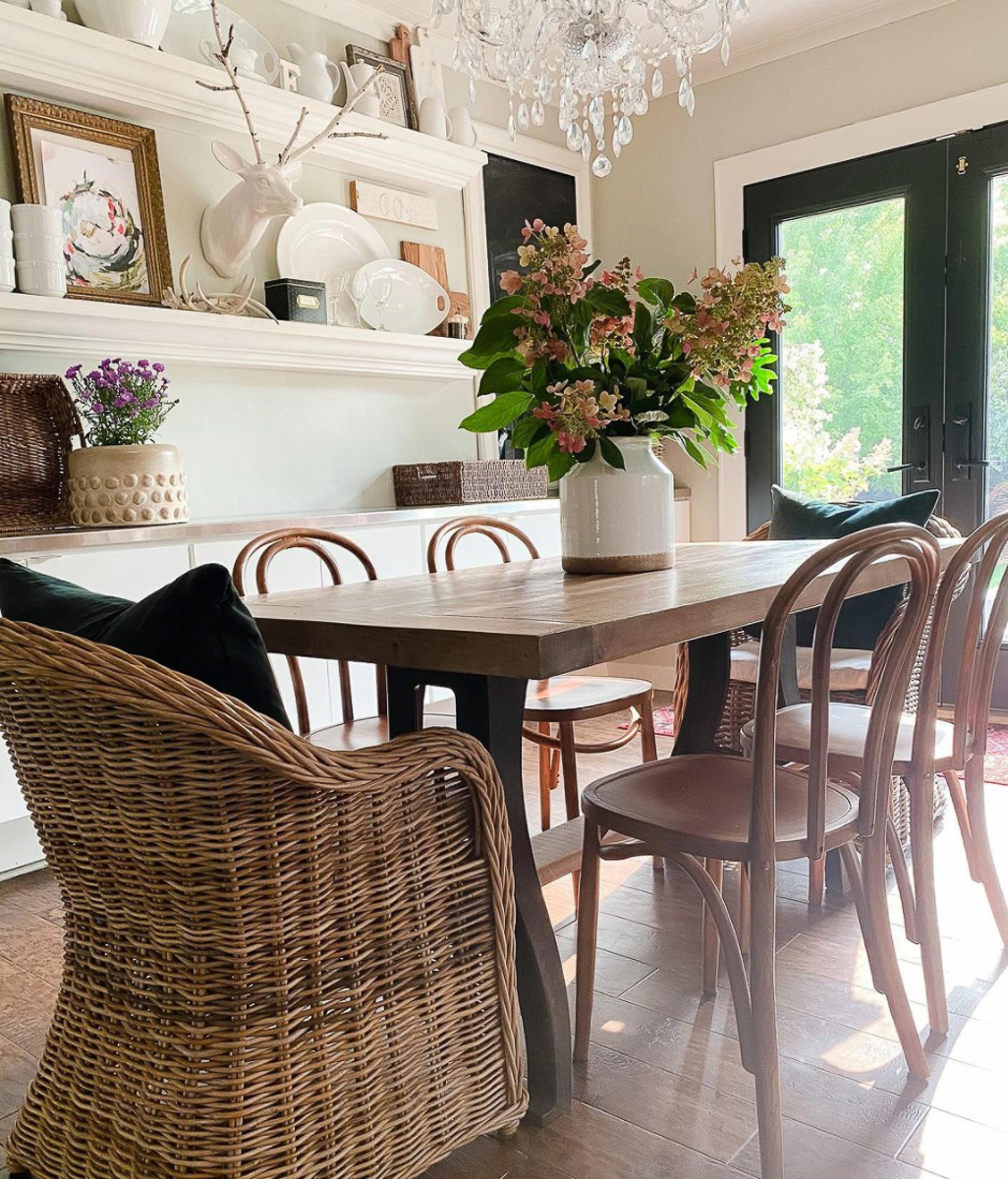 DIY table with bentwood chairs in this beautiful farmhouse dining room kellyelko.com