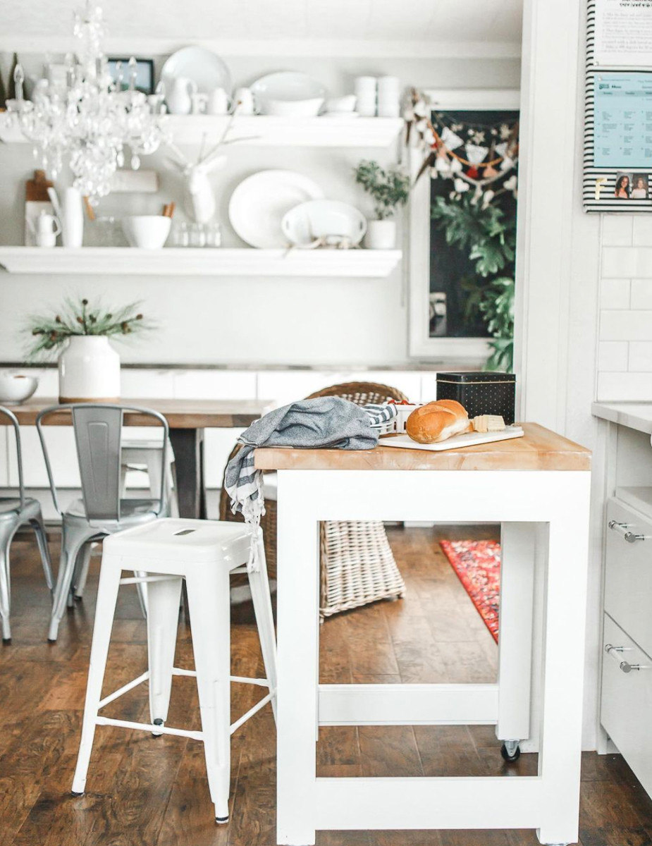 DIY rolling cart that tucks under the counter - great for small kitchens kellyelko.com