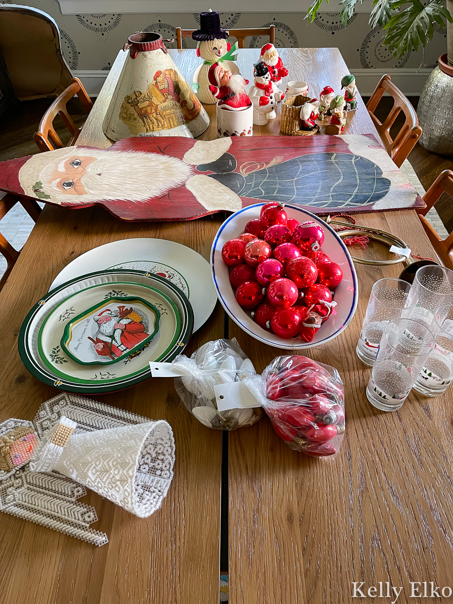 Thrifted Vintage Christmas Haul! Love that hand painted Santa, hard plastic blow molds, vintage glass ornaments, drinking glasses and more! kellyelko.com