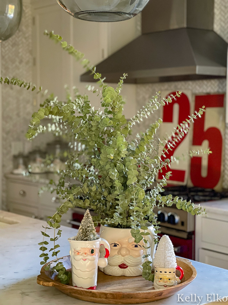 Love this trio of vintage Santas - a planter, a mug and a pitcher kellyelko.com