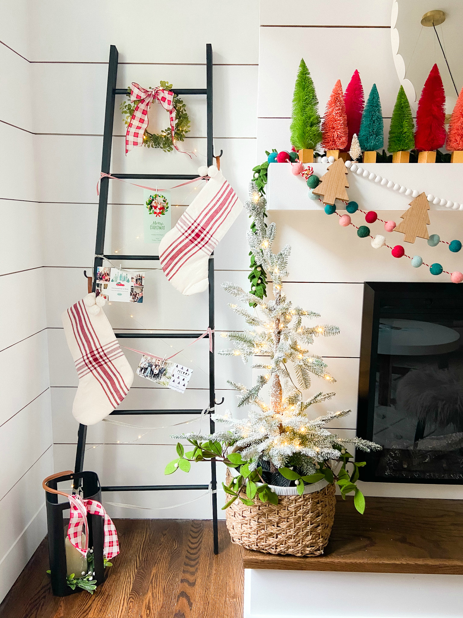 Love this ladder used as a Christmas card holder 