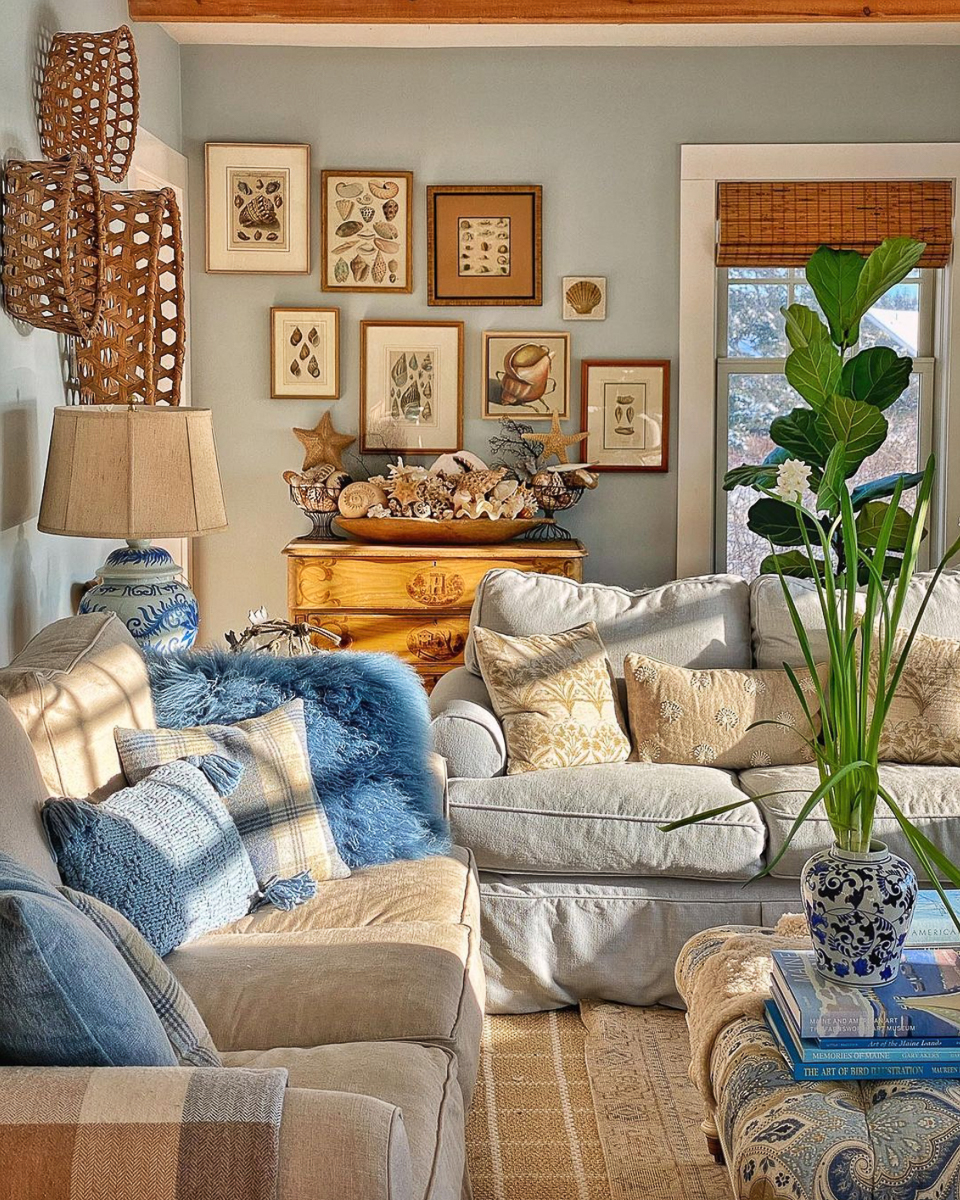 Coastal living room in blue and white kellyelko.com