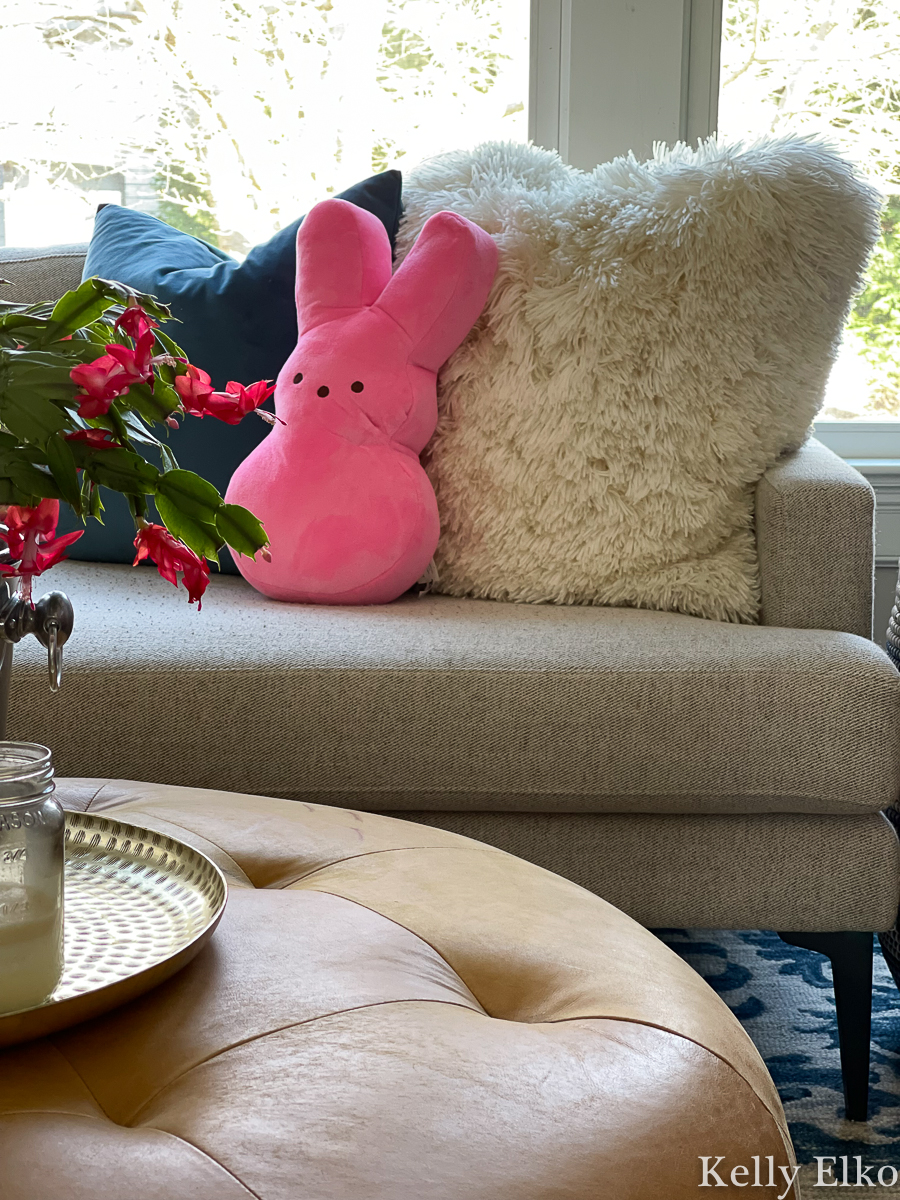Love this cute pink Peeps pillow for spring kellyelko.com