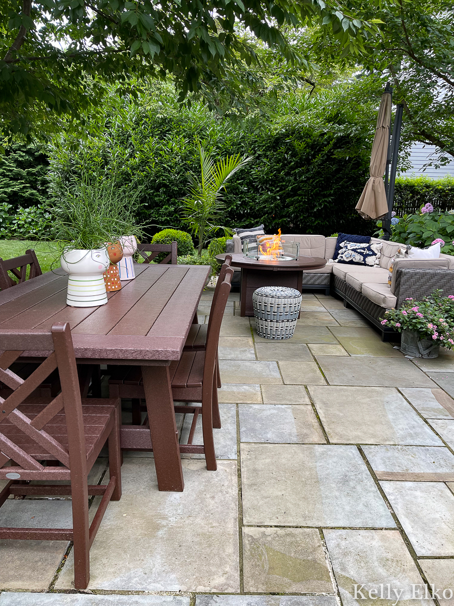 POLYWOOD dining set and fire pit on this beautiful bluestone patio kellyelko.com