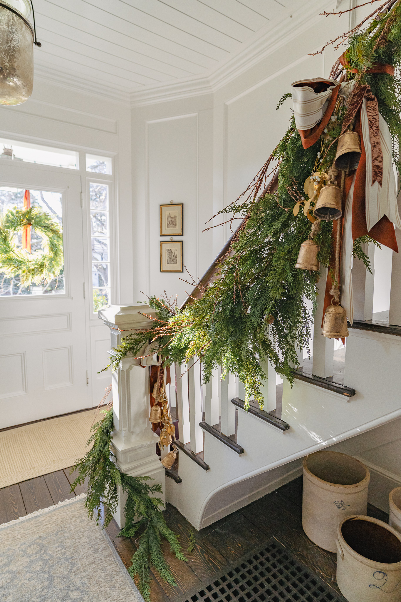 Stunning bannister garland with brass bells and ribbon 