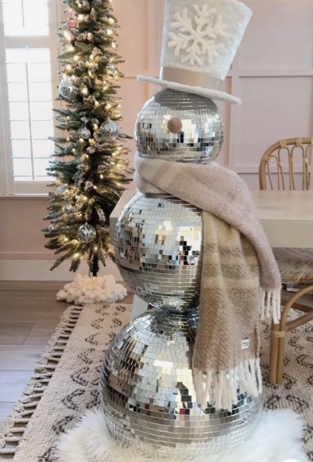 Disco. ball snowman with top hat / kellyelko.com