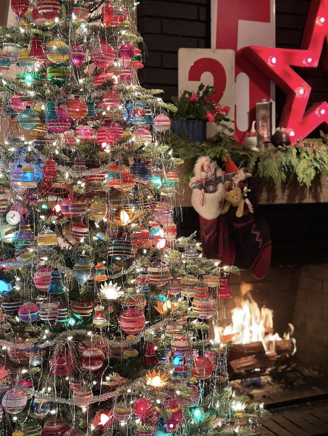 Shiny Brite Christmas - Creative Display Ideas - Kelly Elko