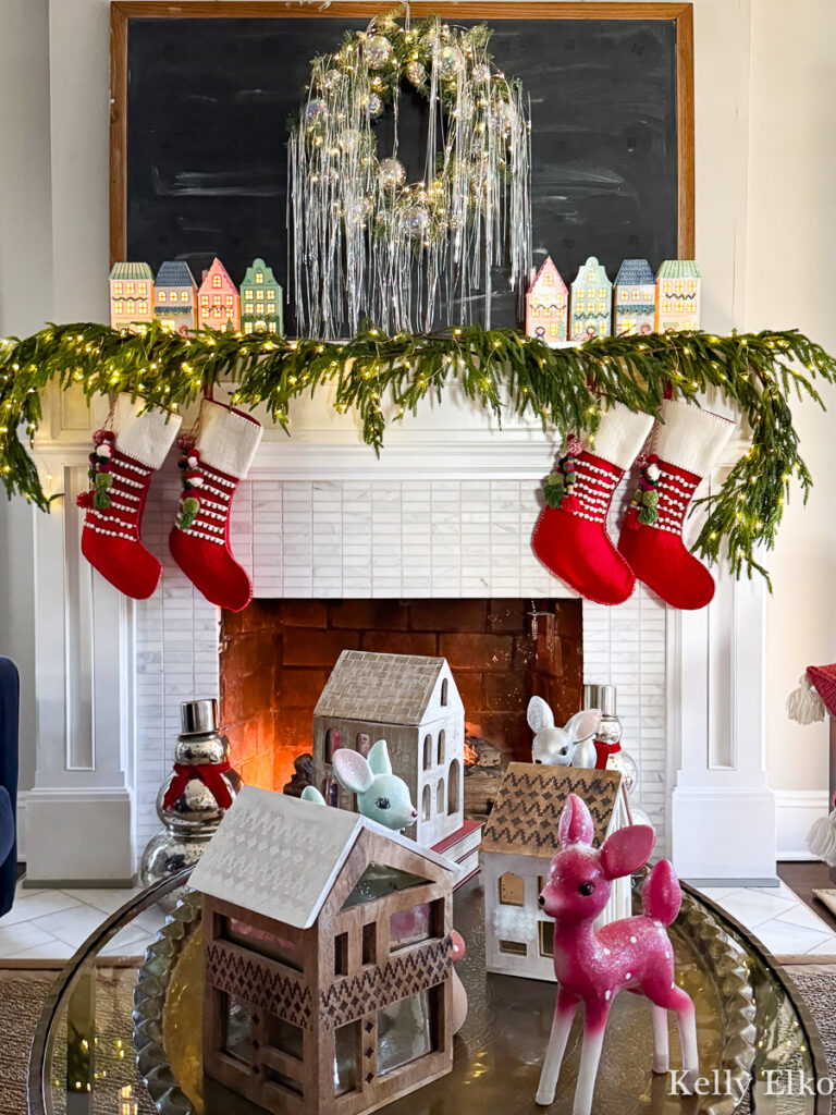 Tinsel in a Tangle Christmas Home Tour / kellyelko.com