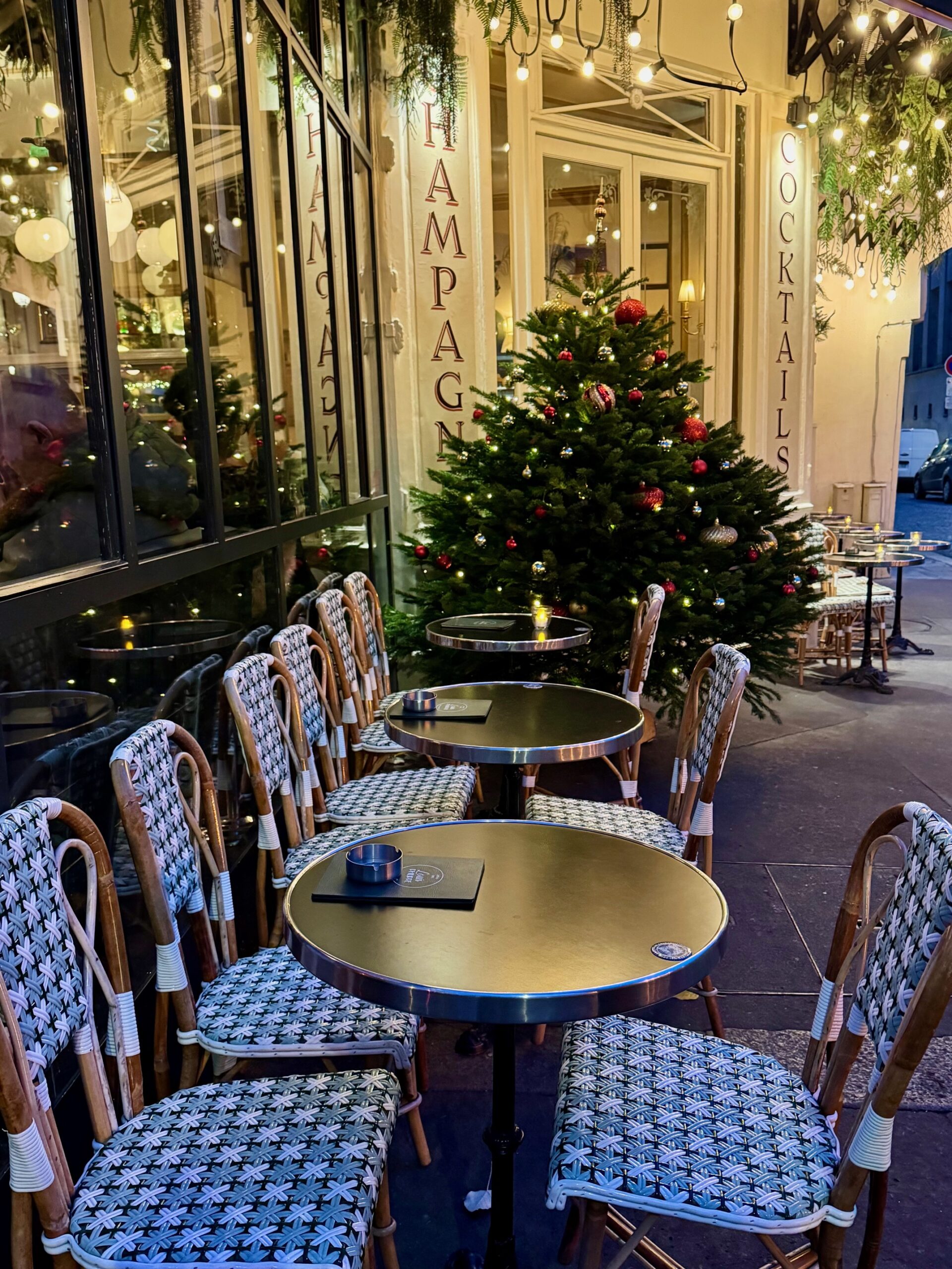 Paris Brasserie Christmas Tree