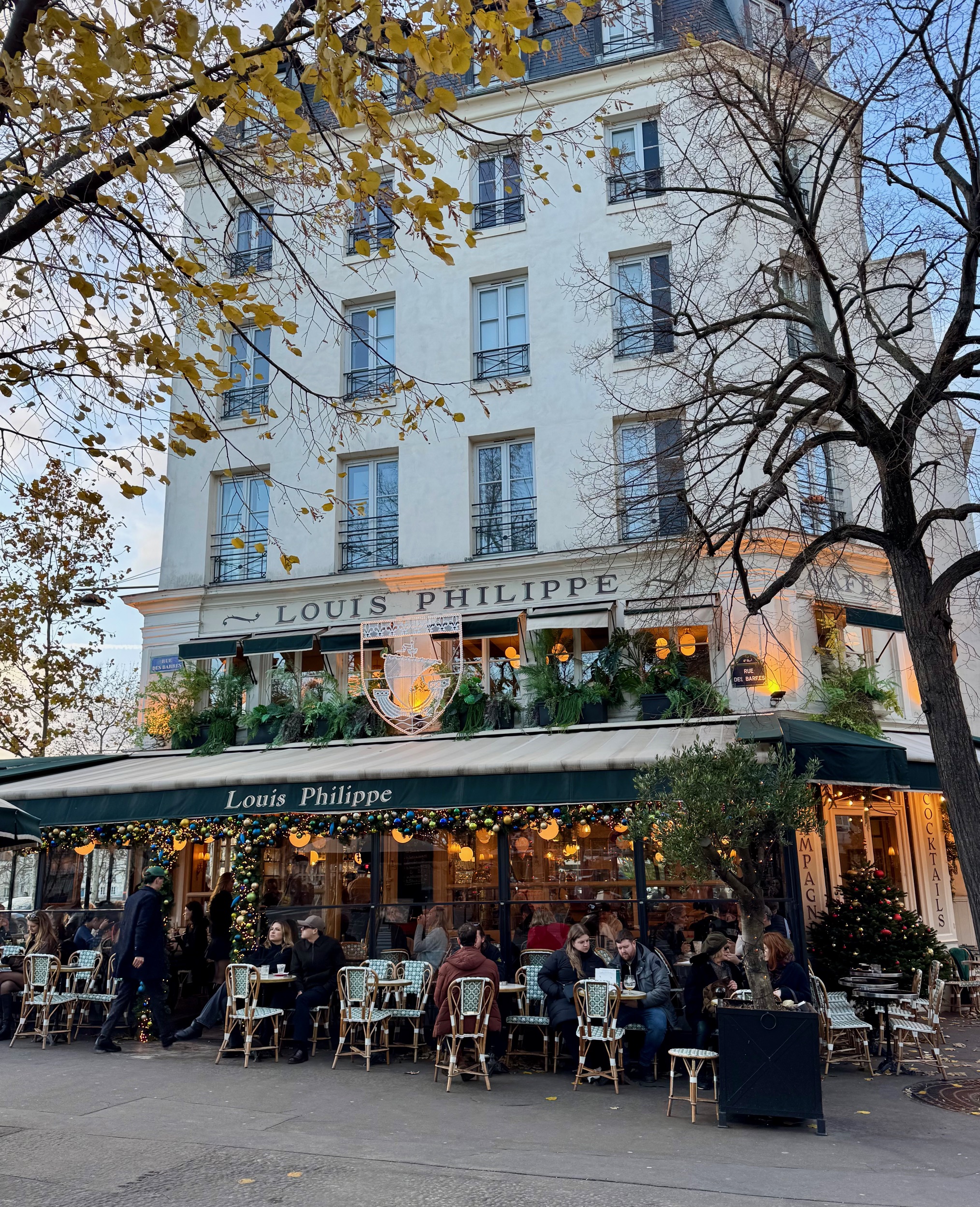 Louis Philippe Brasserie Christmas Paris